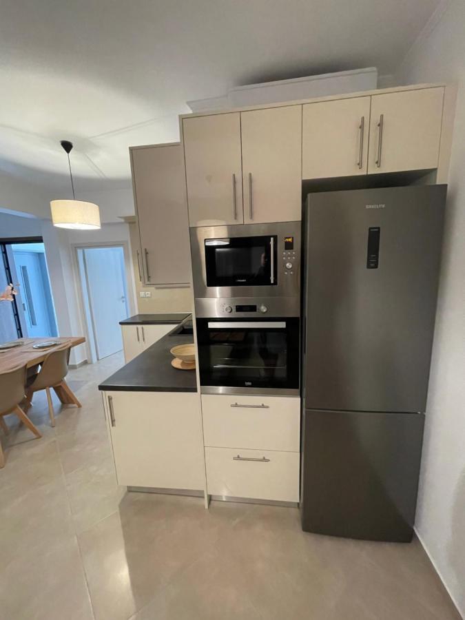 Agora Luxury Apartment 1 Loutráki Esterno foto